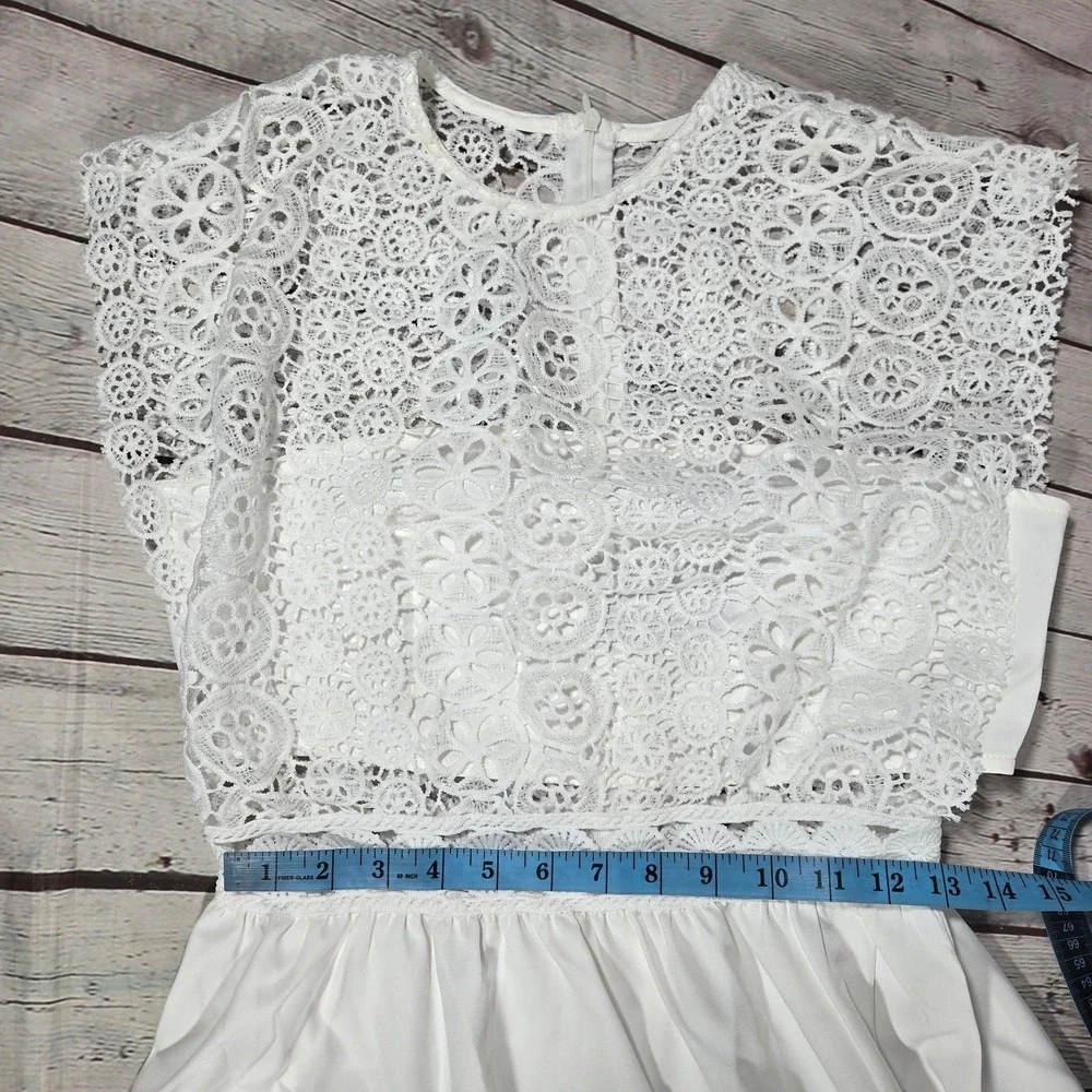 Area Stars White Lace Trim Dress Medium NWT Crochet Boho Coquette Mini‎